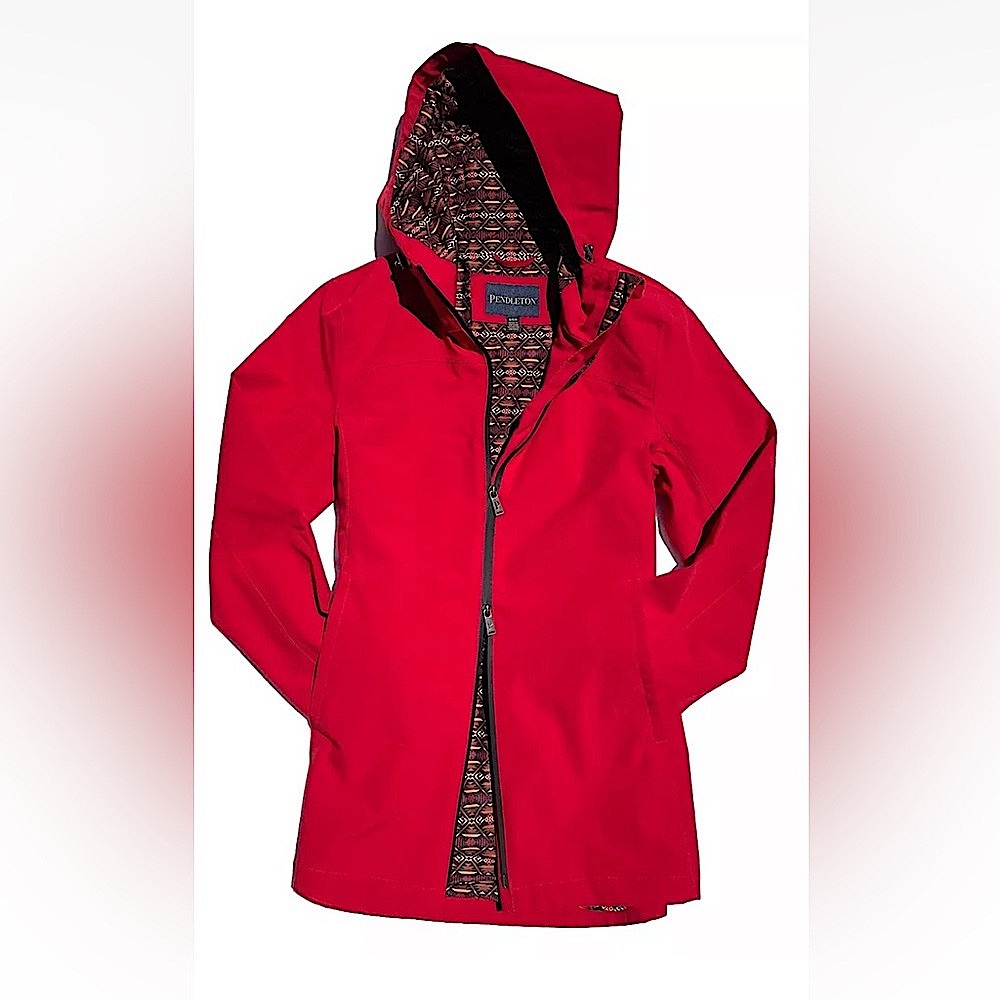 BNWOT Women’s Red Pendleton Rain Jacket with Aztec Print Lining Sz S